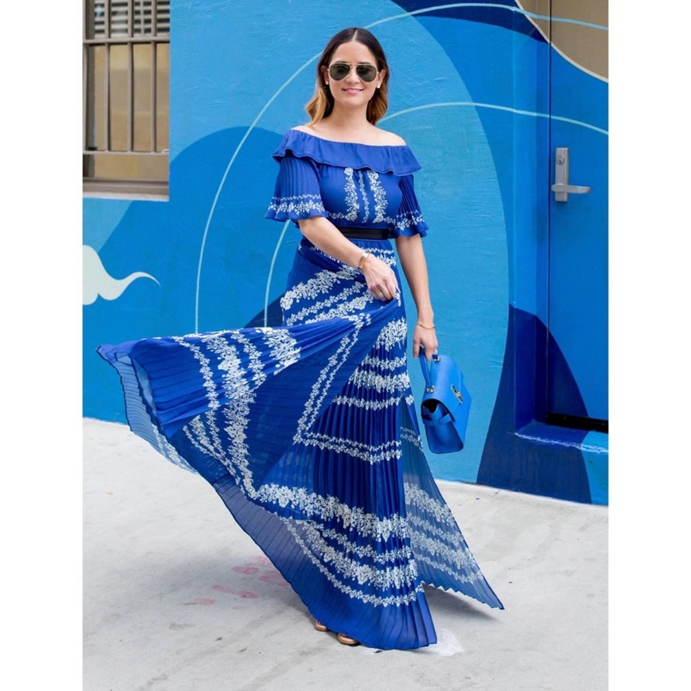 Self-Portrait Off the Shoulder Pleated Smock Floral Maxi Dress Gown Blue Size 0